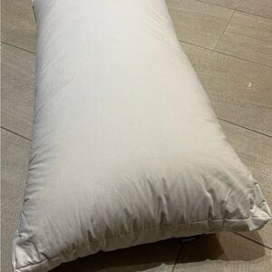 Casper two chamber down king Pillow 34x18"